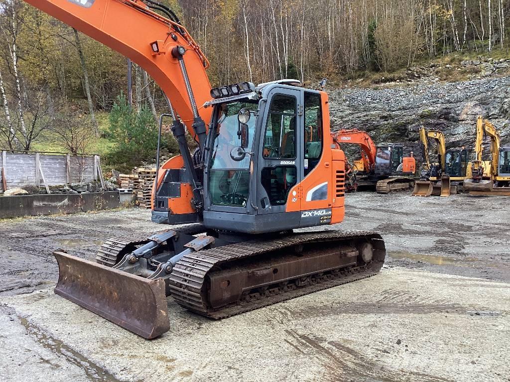 Doosan DX140LCR-5 Bageri guseničari