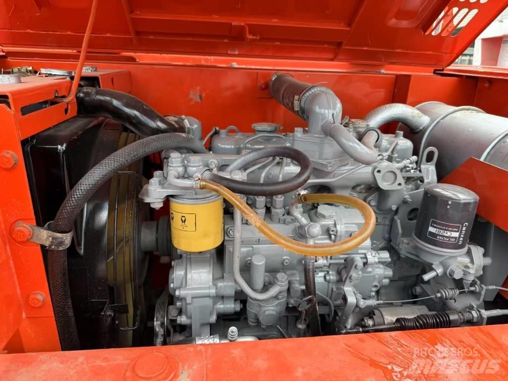 Hitachi Zaxis 60 Bageri guseničari