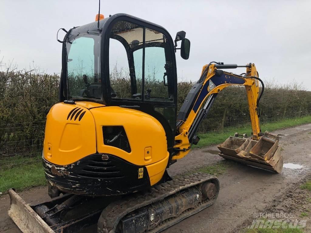 JCB 8026 CTS Mini bageri < 7t