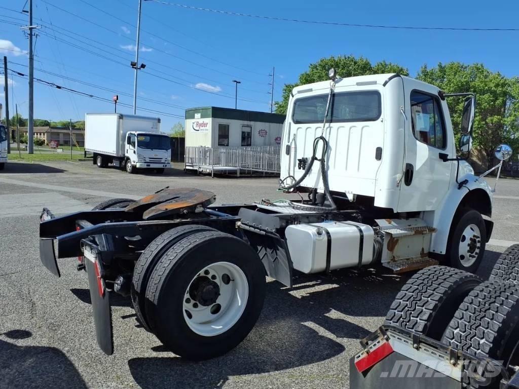 Freightliner M2 106 Tegljači