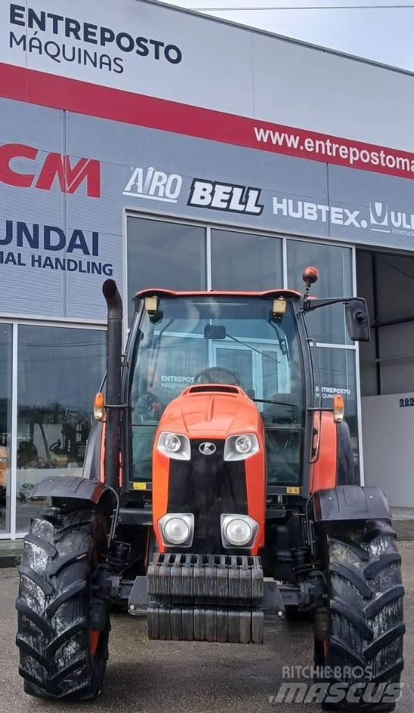 Kubota M135GX Traktori