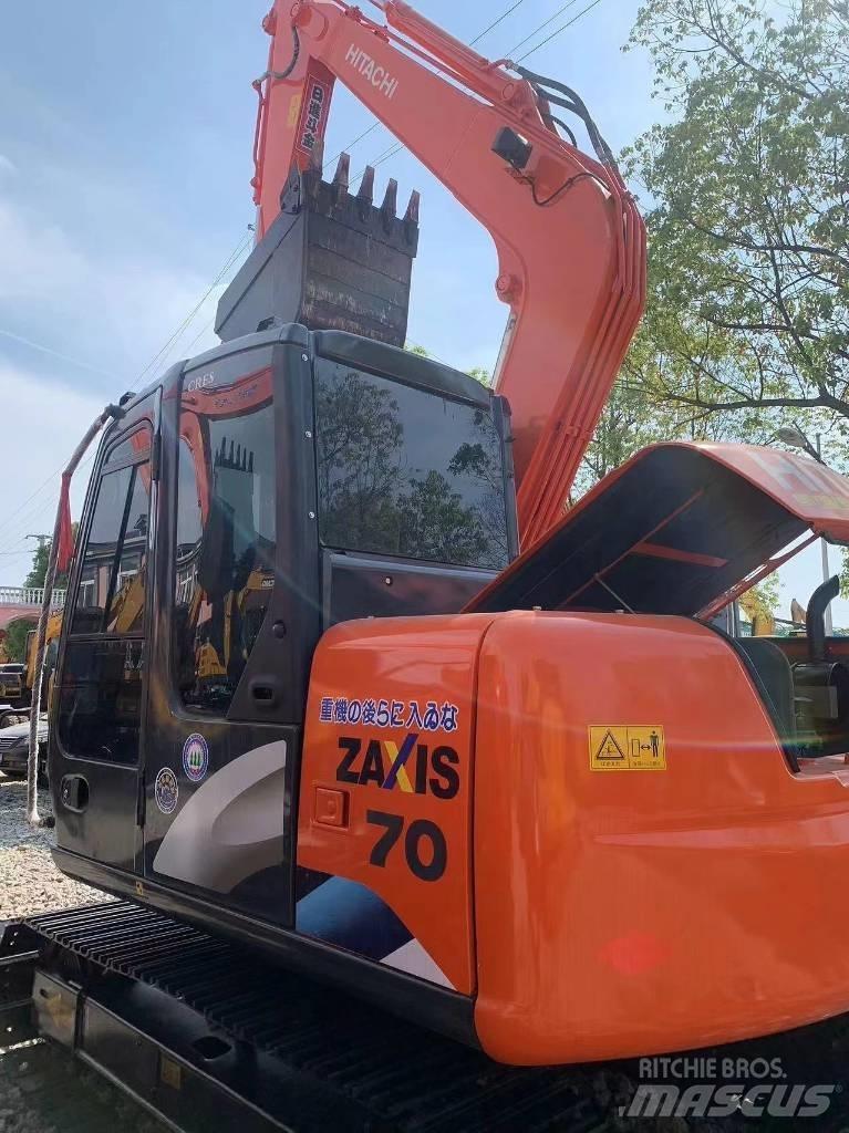 Hitachi ZX70 Mini bageri < 7t