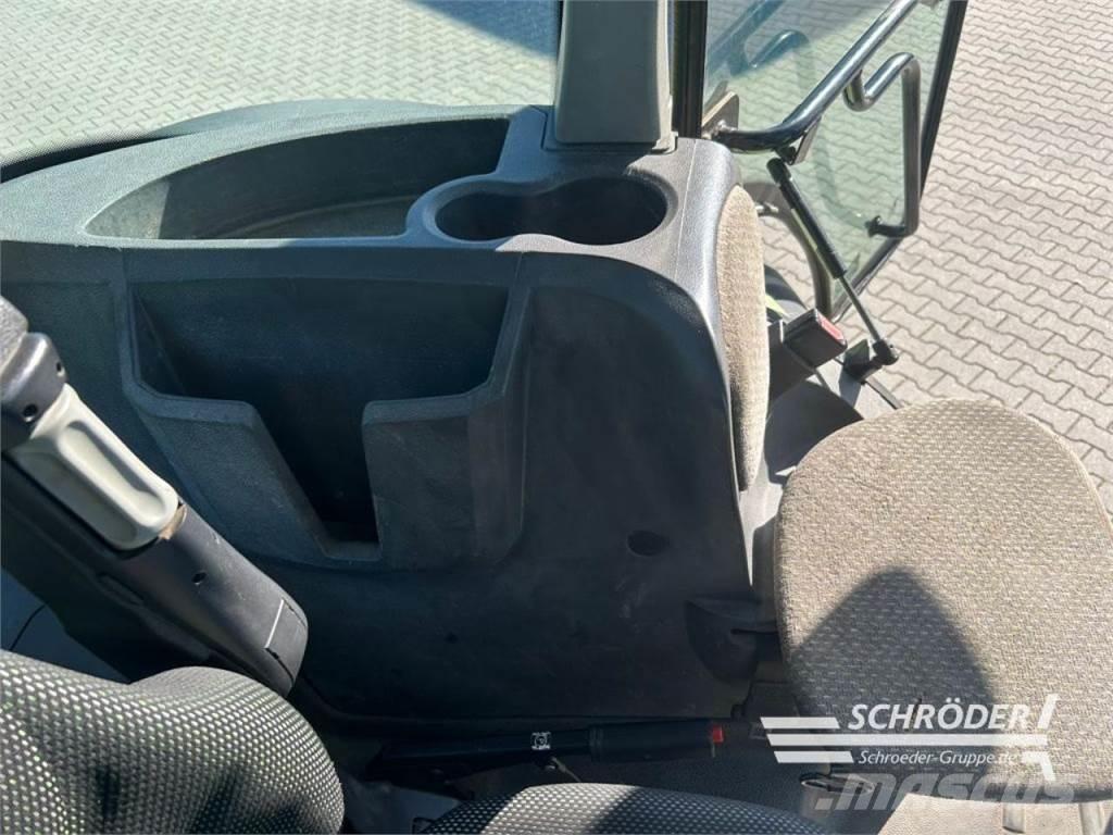 CLAAS ARION 640 Traktori