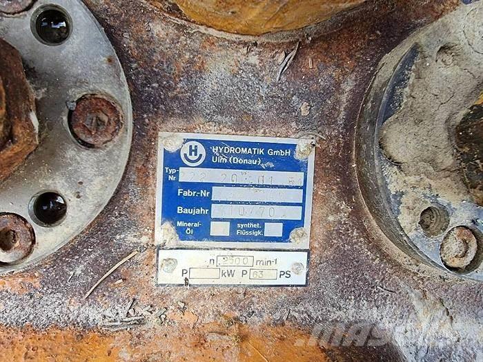  Engines F4L912 Ostale kargo komponente