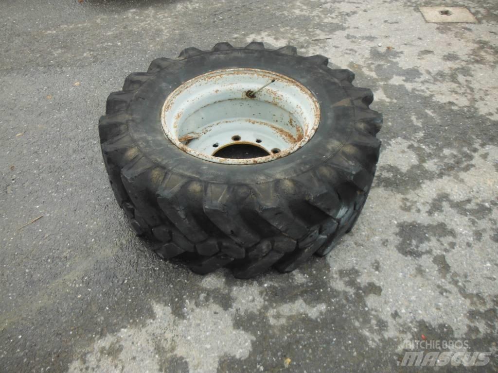 Michelin 15R22.5 Gume, točkovi i felne