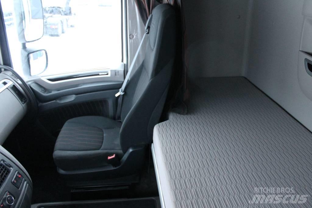 DAF XF530 6X4 FTT Tegljači