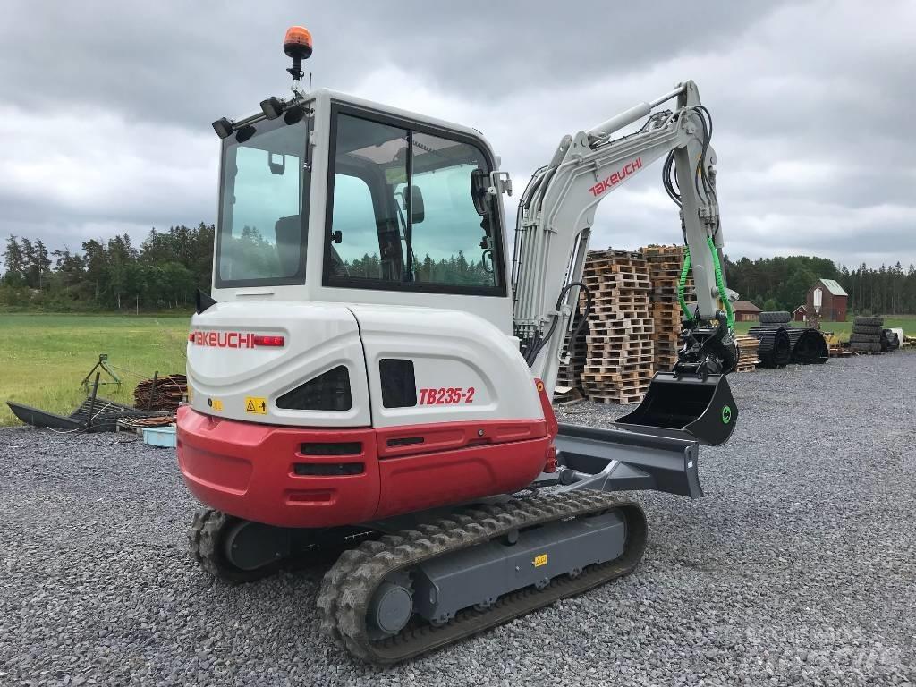 Takeuchi TB235-2 Mini bageri < 7t