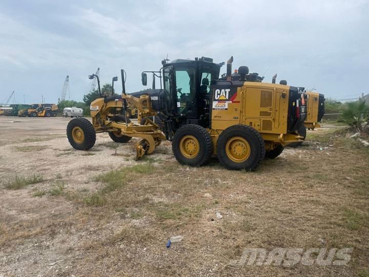 CAT 140 M 2 Grejderi