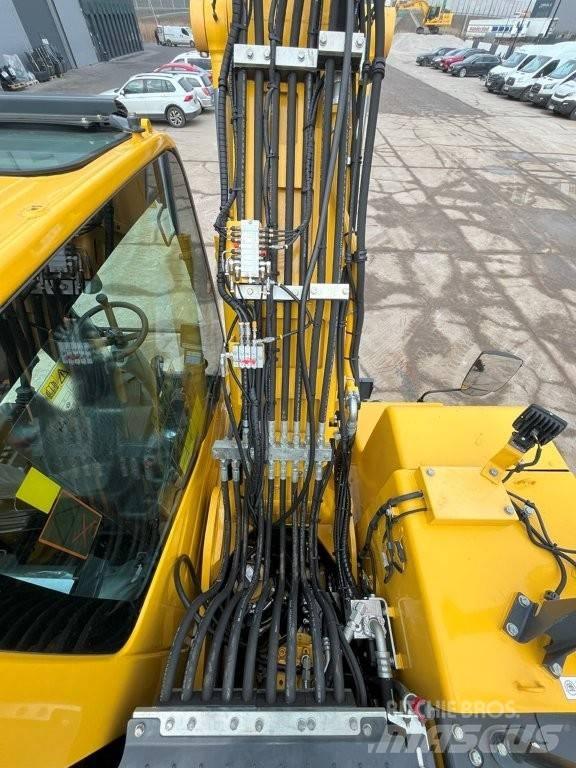 Komatsu PW160-11 Bageri točkaši
