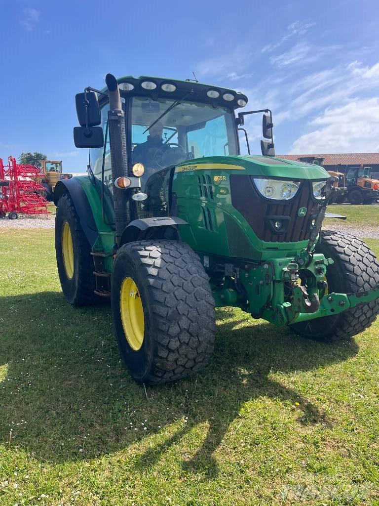 John Deere 6105 R Traktori