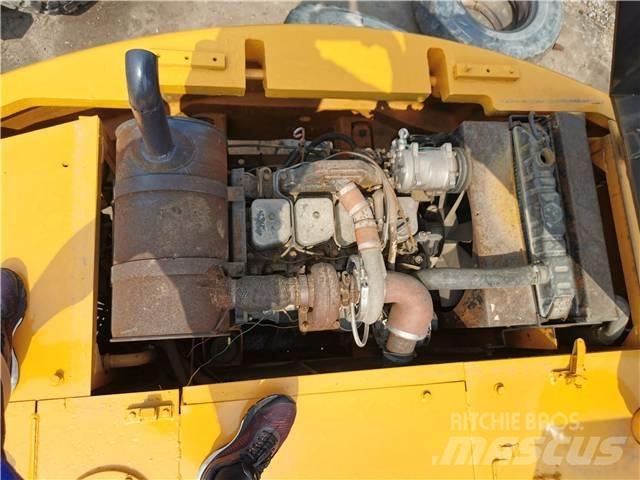 Hyundai R130WD Bageri točkaši