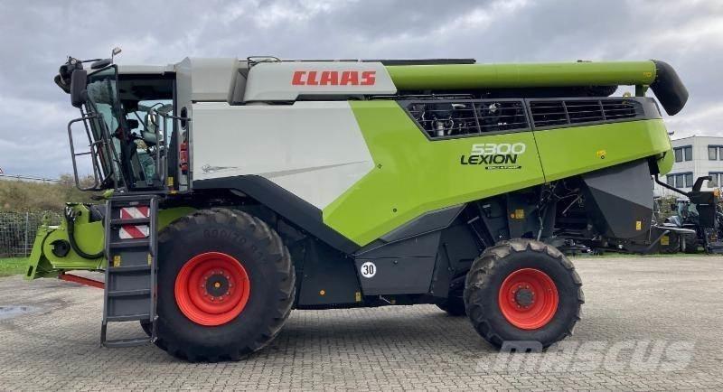 CLAAS LEXION 5300 Kombajni