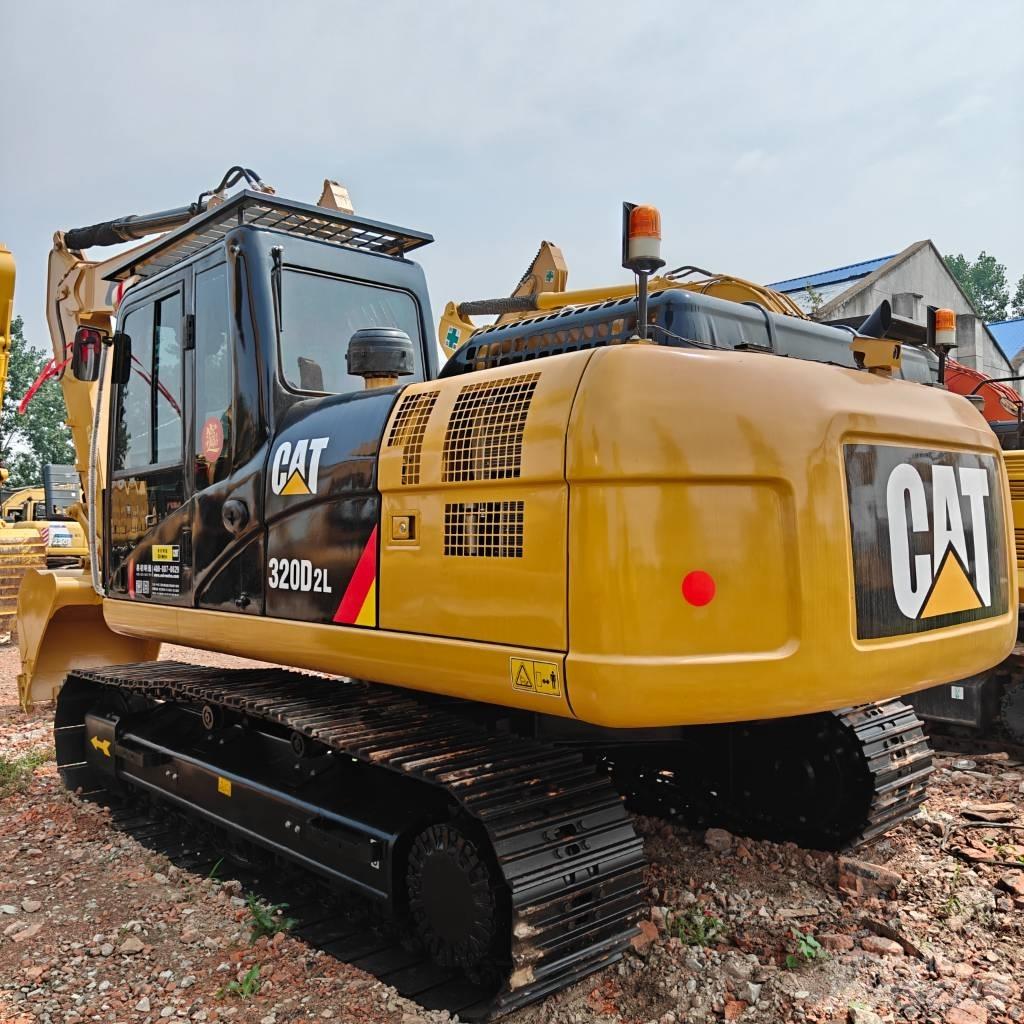 CAT 320D2L Bageri guseničari