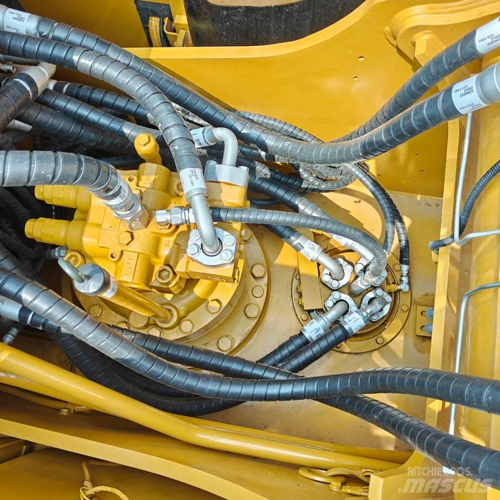 CAT 320D2L Bageri guseničari