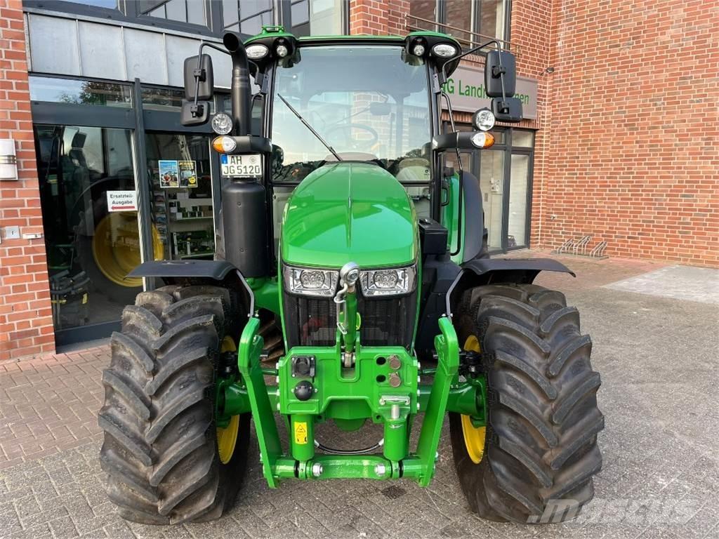 John Deere 5120M Traktori