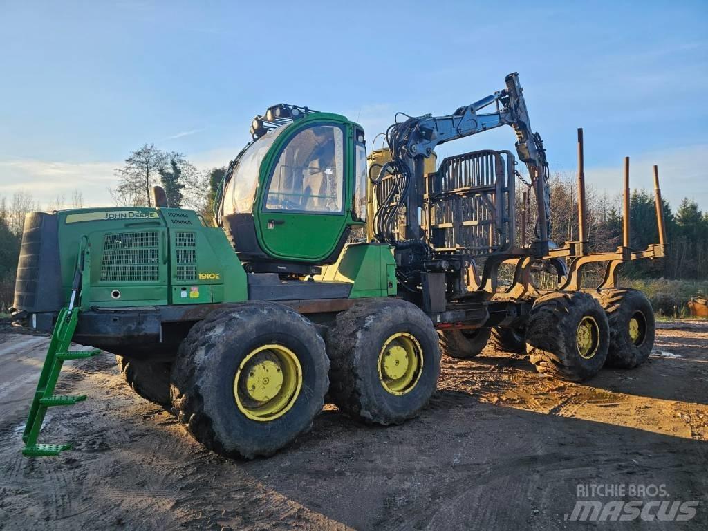 John Deere 1910 E Forvarderi