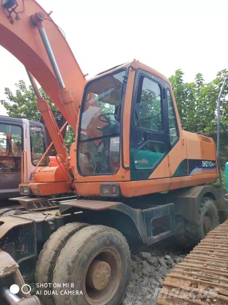 Doosan DH210W-7 Bageri točkaši