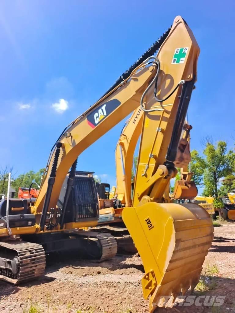 CAT 324 D2L Bageri guseničari