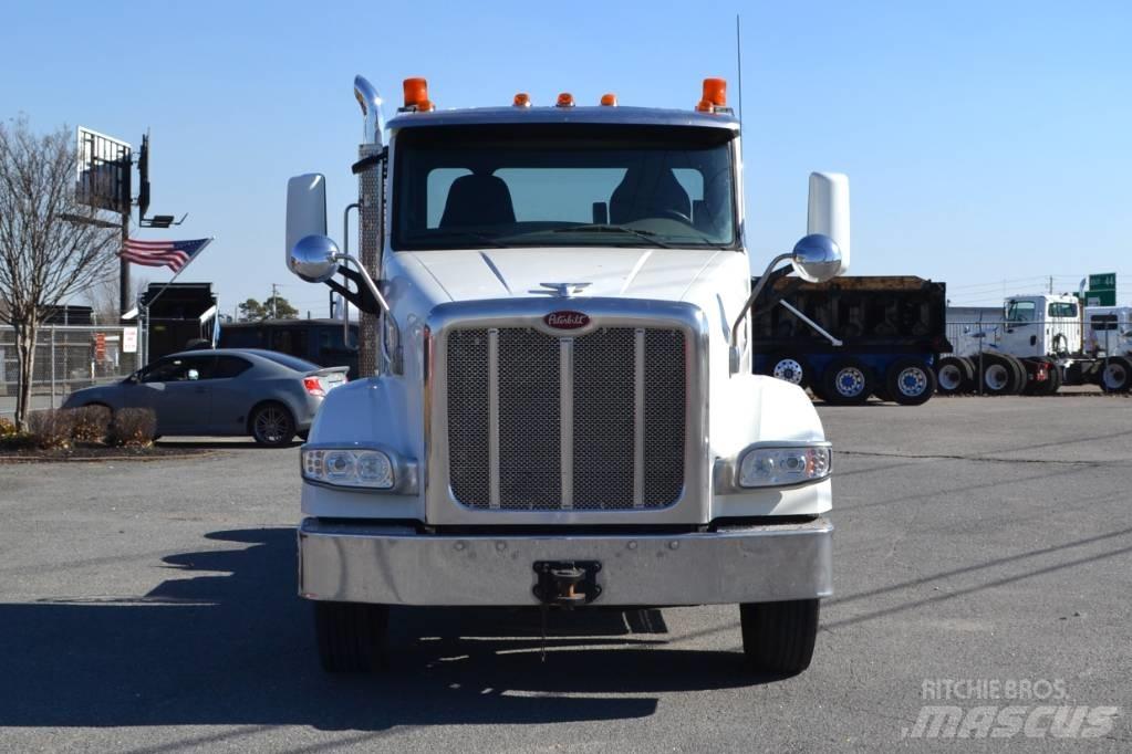 Peterbilt 567 Tegljači