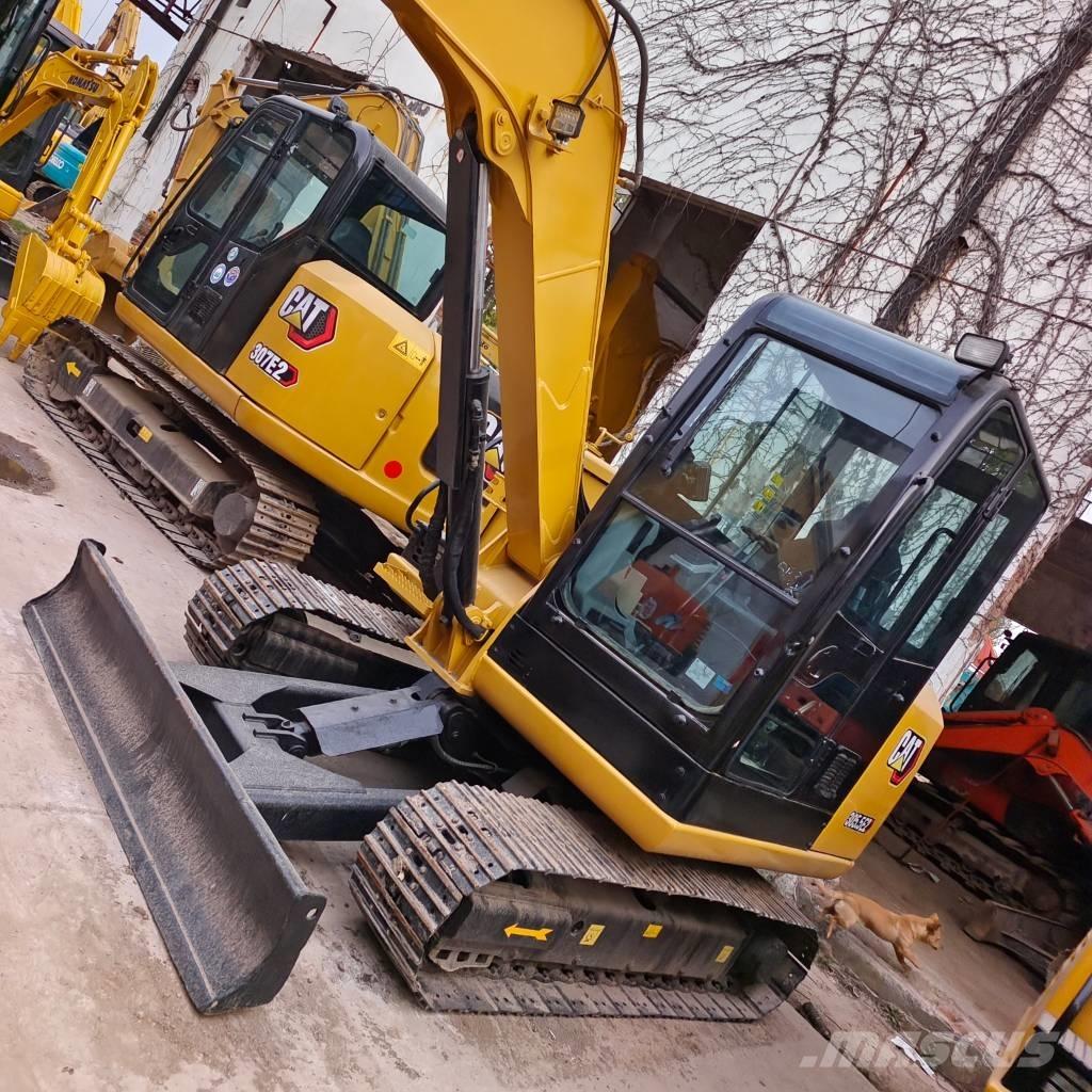 CAT 305 E Mini bageri < 7t