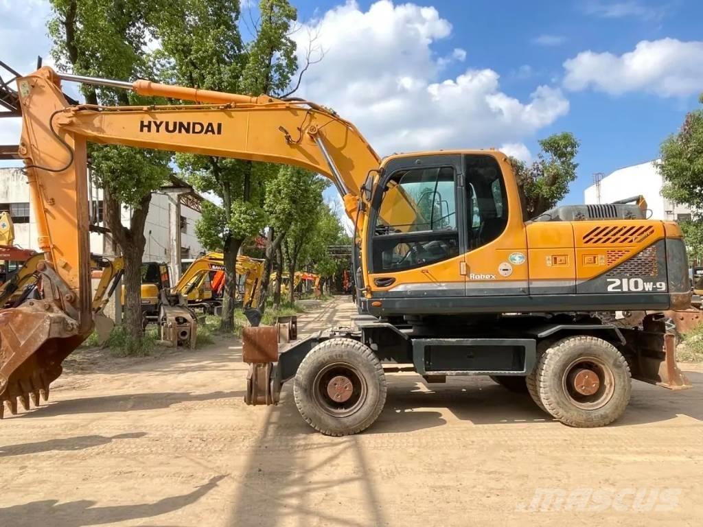 Hyundai R210W-9 Bageri točkaši