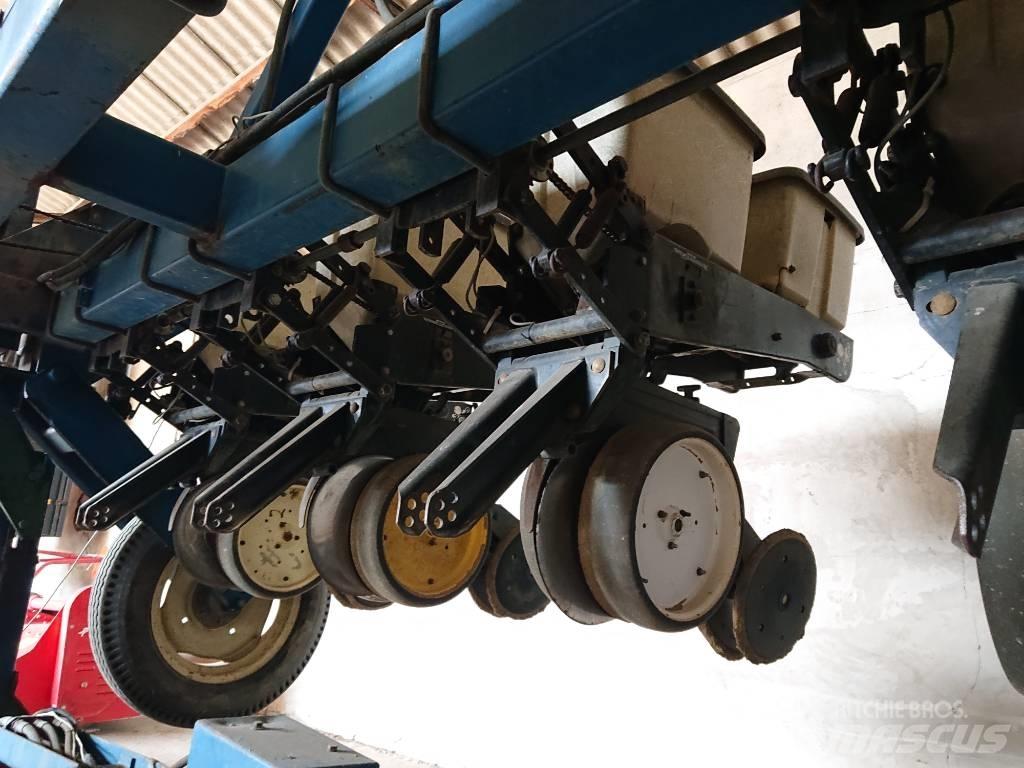 Kinze 2300 Precizne sejačice
