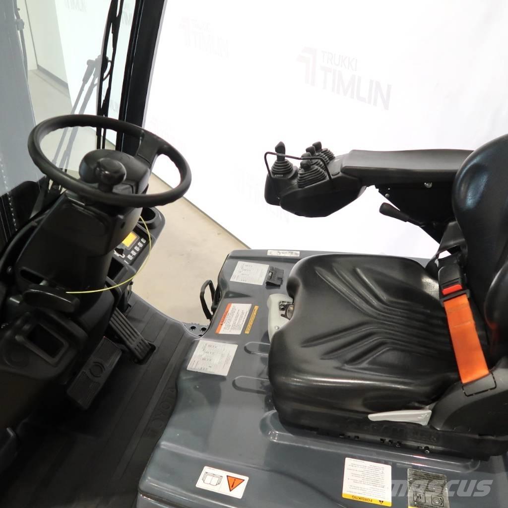 Toyota 8FBEK18T Električni viljuškari