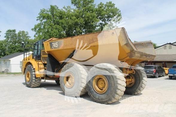 CAT 745 Zglobni damperi