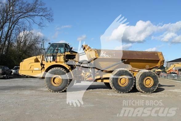 CAT 745C Zglobni damperi