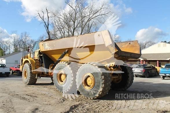 CAT 745C Zglobni damperi