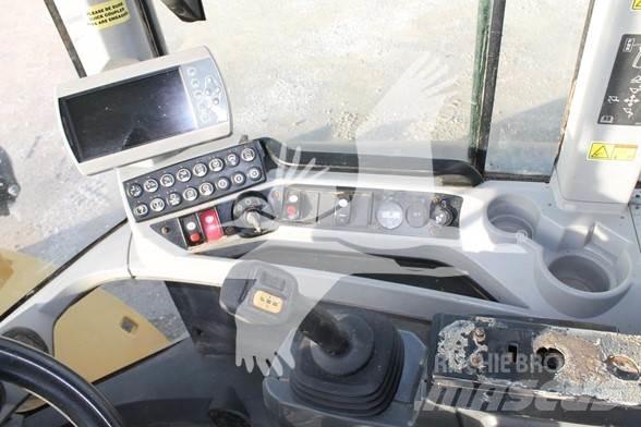 CAT 924K Utovarivači na točkove