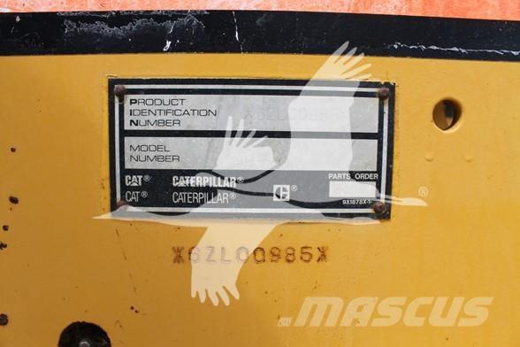 CAT D5C LGP Buldožeri guseničari