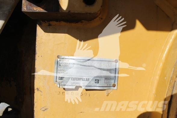 CAT D5M LGP Buldožeri guseničari