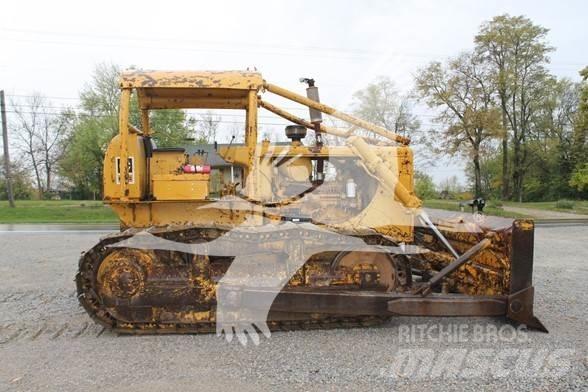 CAT D6C Buldožeri guseničari