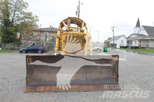 CAT D6C Buldožeri guseničari