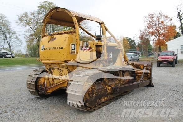 CAT D6C Buldožeri guseničari