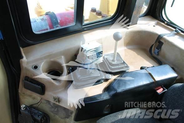CAT D6R Buldožeri guseničari