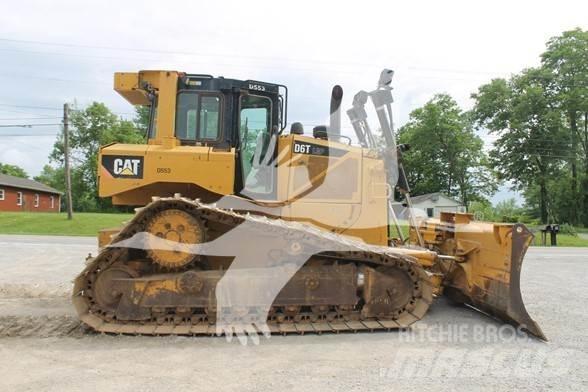 CAT D6T LGP Buldožeri guseničari