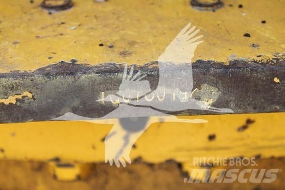 Kobelco SK210 Bageri guseničari