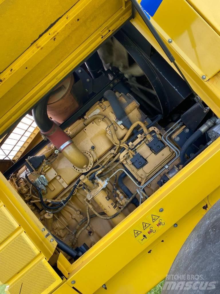 New Holland FX 60 Mašine za stočnu hranu sa sopstvenim pogonom