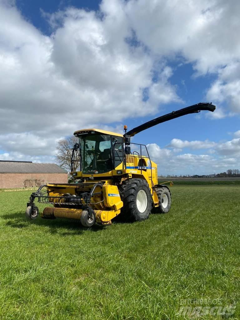 New Holland FX 60 Mašine za stočnu hranu sa sopstvenim pogonom