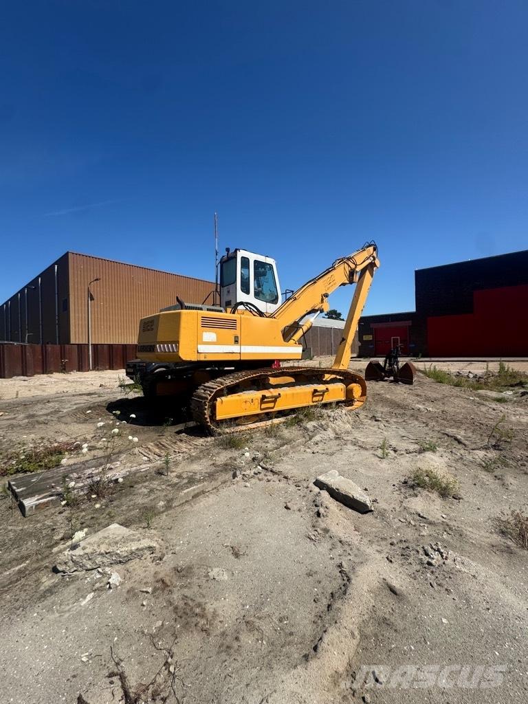Liebherr 922 Bageri za prenos primarnih/sekundarnih sirovina