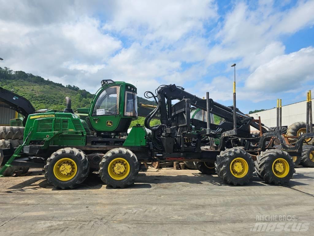 John Deere 1910G Forvarderi