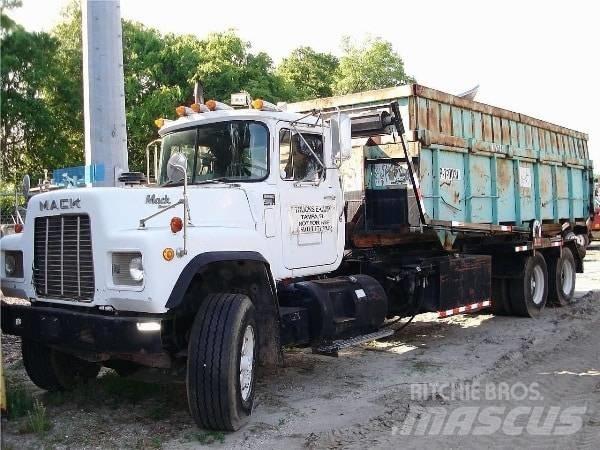 Mack RD 686 S Kamioni za otpad
