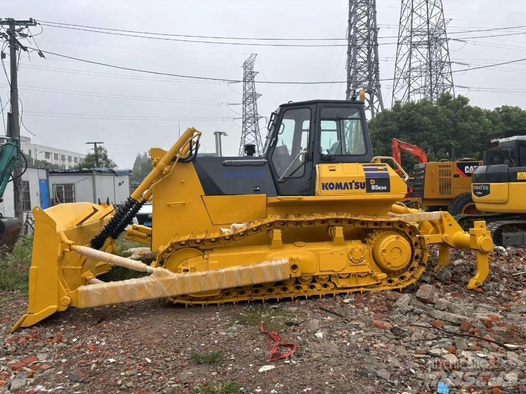 Komatsu D 85 E-12 Buldožeri guseničari