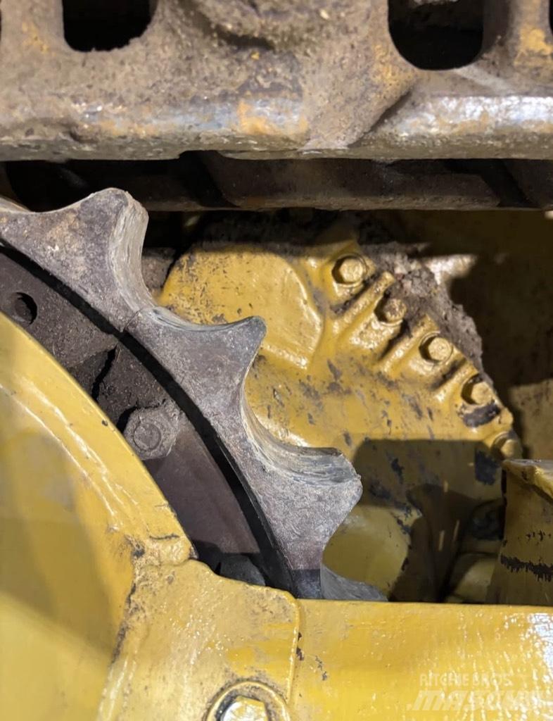CAT D 7 G Buldožeri guseničari