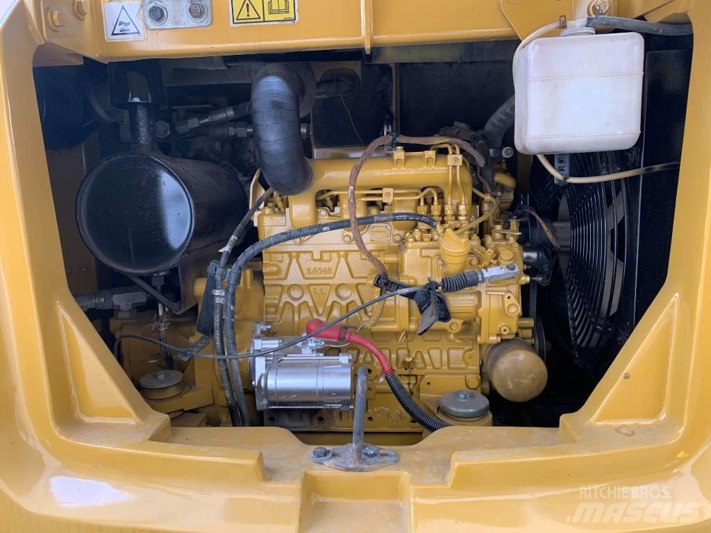 CAT 305.5E2 Bageri guseničari