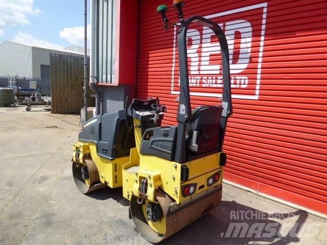 Bomag BW 100 AD M-5 Valjci sa duplim bubnjem