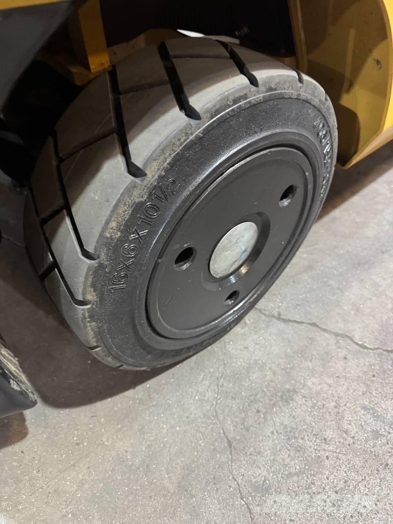 CAT 2C 5000 Viljuškari - ostalo