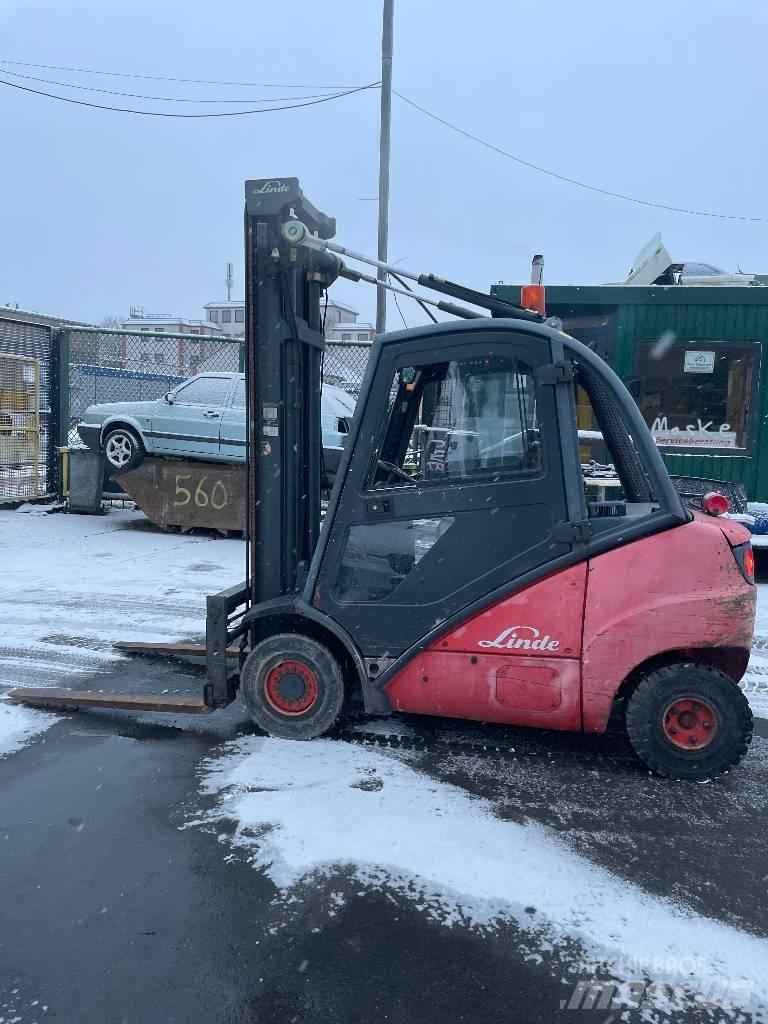 Linde H 30 D Dizelski viljuškari